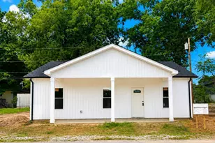 302 White St, Cherryville, NC 28021 - Photo 1