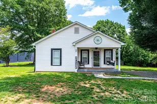 1460 17th St NE, Hickory, NC 28601 - Photo 1