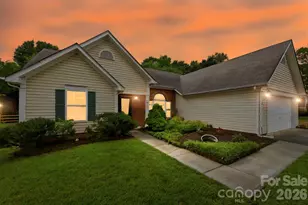 9421 Foggy Meadow Rd, Charlotte, NC 28269 - Photo 1