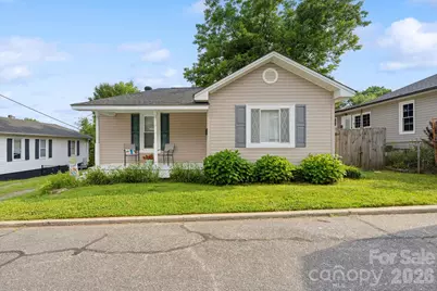497 Washington Street, Cramerton, NC 28032 - Photo 1