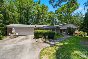 200 Westwood Dr, Morganton, NC 28655 - Photo 1