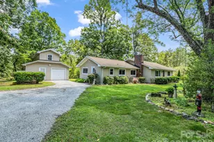 10 Deer Run Ln, Columbus, NC 28722 - Photo 1