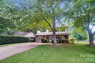 900 Highland Mist Ln, Charlotte, NC 28215 - Photo 1