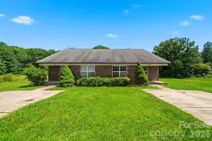 820 Horseshoe Lake Rd, Lincolnton, NC 28092 - Photo 1