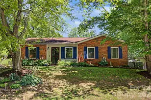 102 Wicklow Dr, Asheville, NC 28806 - Photo 1