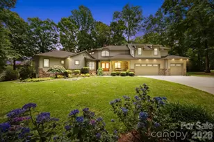 165 Woodstream Cir, Mooresville, NC 28117 - Photo 1