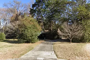 3117 Arundel Dr, Charlotte, NC 28209 - Photo 1