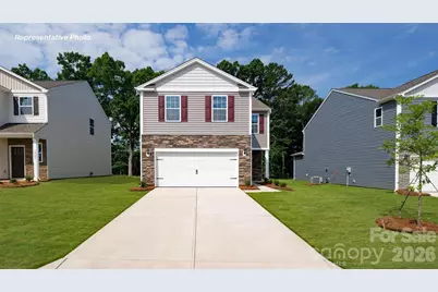 647 13th Ave Drive NE, Hickory, NC 28601 - Photo 1