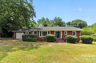703 Norwood St, Shelby, NC 28150 - Photo 1