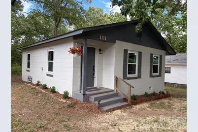 1111 S Meeting Street, Statesville, NC 28677 - Photo 1