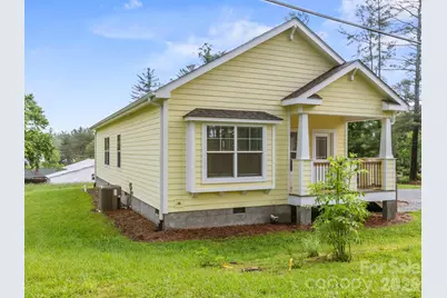 1508 Pennsylvania Avenue, Hendersonville, NC 28739 - Photo 1