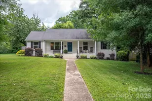5201 Glenham Dr, Charlotte, NC 28210 - Photo 1