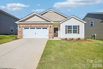 136 Ridgehaven Drive, Waynesville, NC 28786 - Photo 1