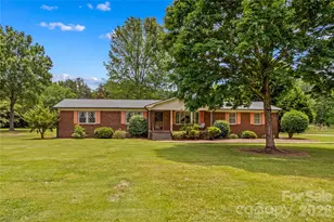117 Fonda Rd, Statesville, NC 28677 - Photo 1