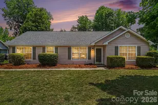 7518 Prindle Lake Dr, Charlotte, NC 28227 - Photo 1