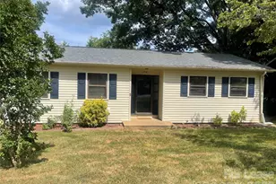 1238 12th St NE, Hickory, NC 28601 - Photo 1