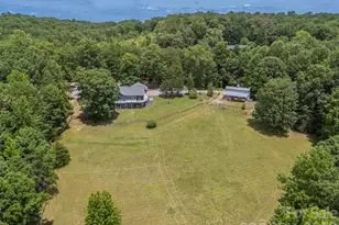 441 Lower Ridgeview Rd, Columbus, NC 28722 - Photo 1