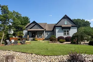 129 Aqua Dr, Mooresville, NC 28117 - Photo 1