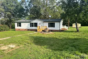 373 Griggs Rd, Clover, SC 29710 - Photo 1