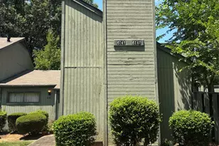 6141 Bent Tree Ct, Charlotte, NC 28212 - Photo 1