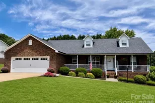 2524 Old Pond Dr, Lincolnton, NC 28092 - Photo 1