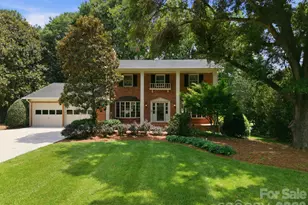 710 37th Ave NE, Hickory, NC 28601 - Photo 1