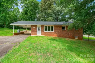 382 Wildwood Cir, Taylorsville, NC 28681 - Photo 1
