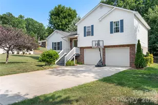 100 Carriage Hills Dr, Morganton, NC 28655 - Photo 1