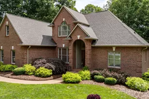 106 Oakland Ct NE, Valdese, NC 28690 - Photo 1