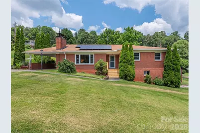 46 Flint Street, Waynesville, NC 28786 - Photo 1