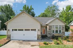 632 Marigold Dr, Kannapolis, NC 28083 - Photo 1