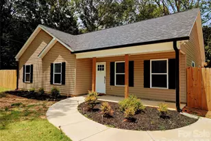 711 Guinn St, Clover, SC 29710 - Photo 1