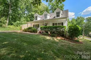 843 W J St, Newton, NC 28658 - Photo 1