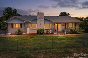 418 Powell Cir NE, Lenoir, NC 28645 - Photo 1