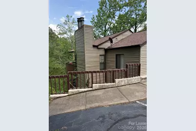 1420 11th Street Drive NW, Hickory, NC 28601 - Photo 1