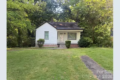 112 10th Avenue SE, Hickory, NC 28602 - Photo 1