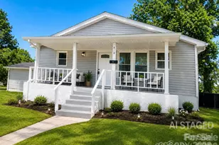 618 S Center St, Hickory, NC 28602 - Photo 1