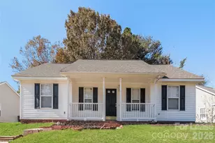 1120 Summit Hills Dr, Charlotte, NC 28214 - Photo 1