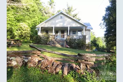 6835 Nc 183 Highway, Newland, NC 28657 - Photo 1
