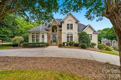 308 41st Avenue Place NW, Hickory, NC 28601 - Photo 1