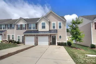 2704 Silverthorn Dr, Charlotte, NC 28273 - Photo 1