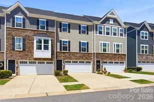 411 Lahinch Dr, Tega Cay, SC 29708 - Photo 1