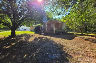 5291 E Bandys Crossroad Rd, Catawba, NC 28609 - Photo 1