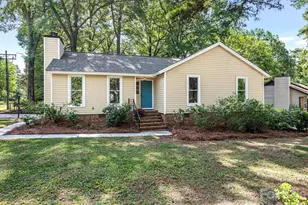 9501 Buckskin Ln, Charlotte, NC 28227 - Photo 1