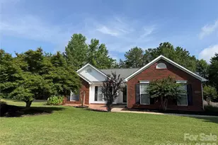 2332 Ivy Run Dr, Indian Trail, NC 28079 - Photo 1