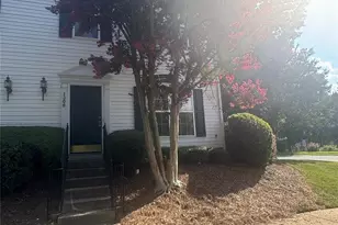 1306 Stourbridge Lion Dr, Charlotte, NC 28213 - Photo 1