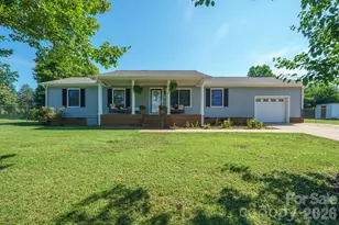 2384 Country Hollow Rd, Conover, NC 28613 - Photo 1