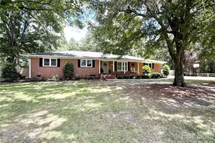 106 Outen St, Pageland, SC 29728 - Photo 1