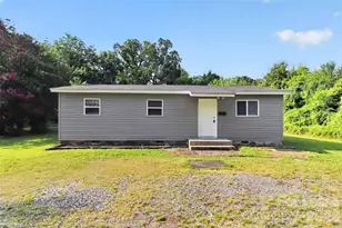 4016 Bearwood Ave, Charlotte, NC 28205 - Photo 1