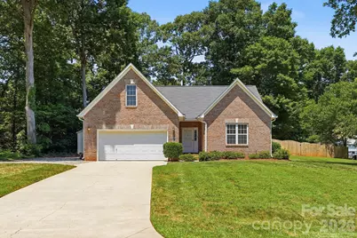 139 Spicewood Circle, Troutman, NC 28166 - Photo 1